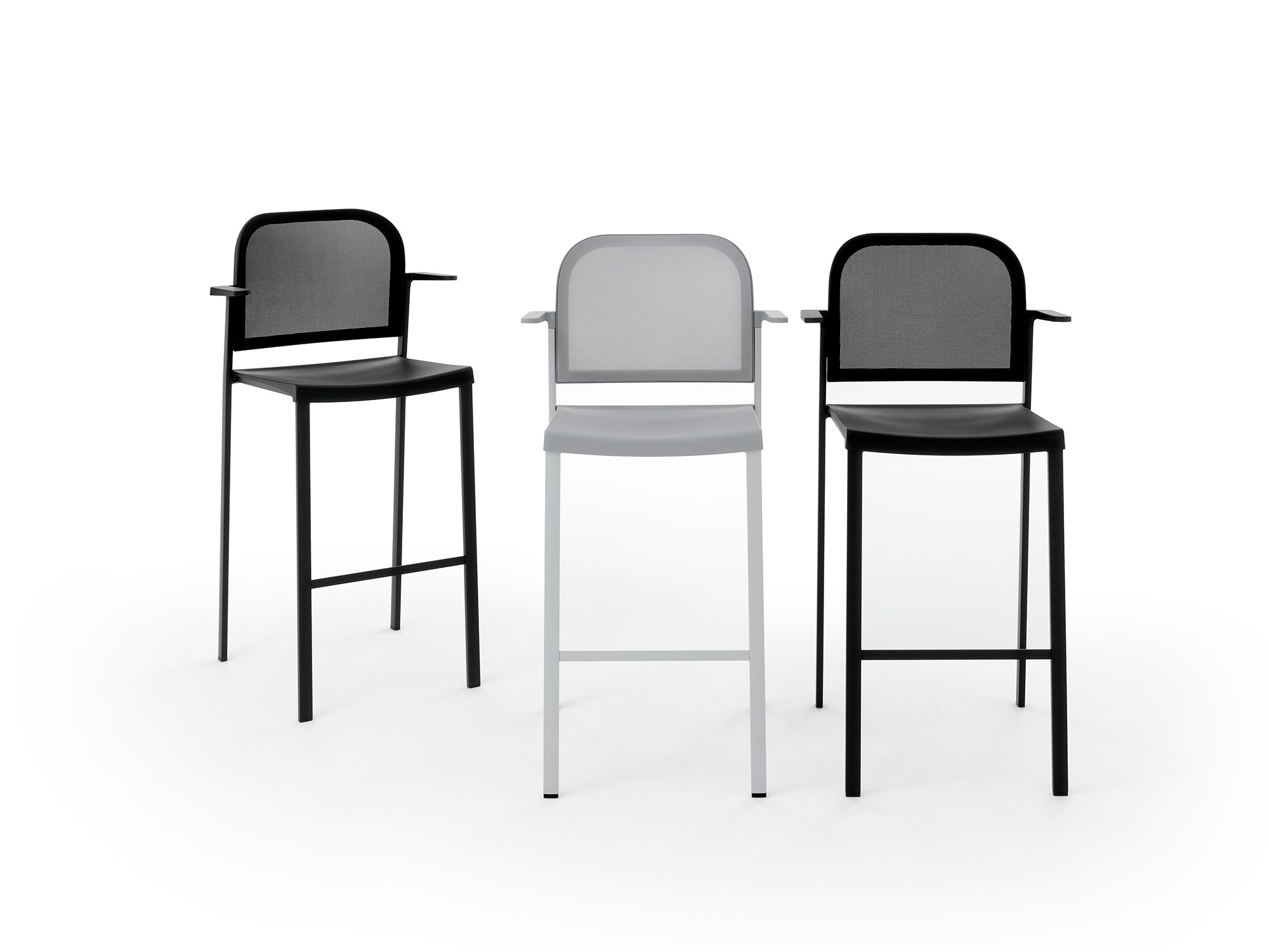 Passi Net Plastic Stool With Arms